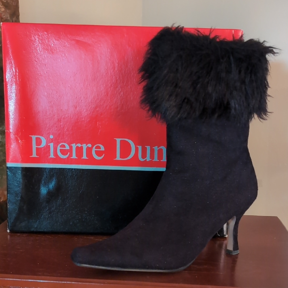 Pierre Dumas Black Heeled Boots with Fur Trim